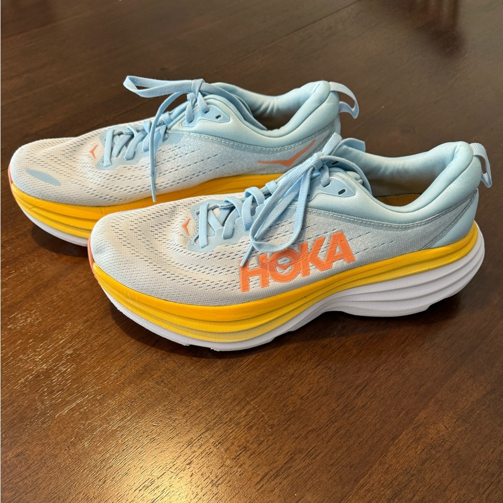Women’s Hoka Bondi, size 9.5